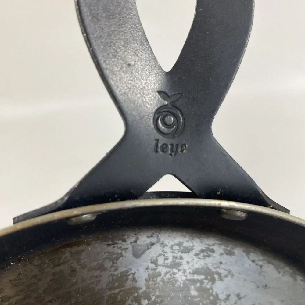 Leye Japanese Iron Grill Pizza Pan‎ Broiler Grill Multi Purpose 8”